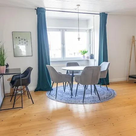 Appartement Aalborg Med Fri Parkering I Dejligt Omrade Nørresundby