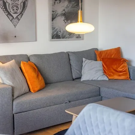 Aalborg Med Fri Parkering I Dejligt Omrade *